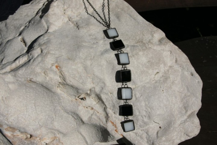 jewel black and white - Tiffany jewelry