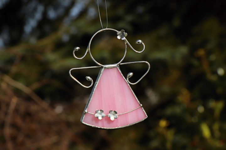 little pink angel with flowers  - Tiffany jewelry